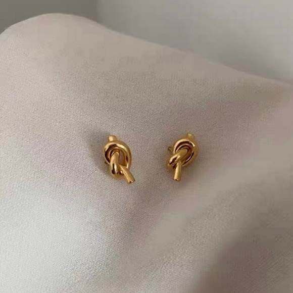 Gold Pearl Knots Earrings 18k Gold and 925‎ Sterling Silver - Picture 4 of 5